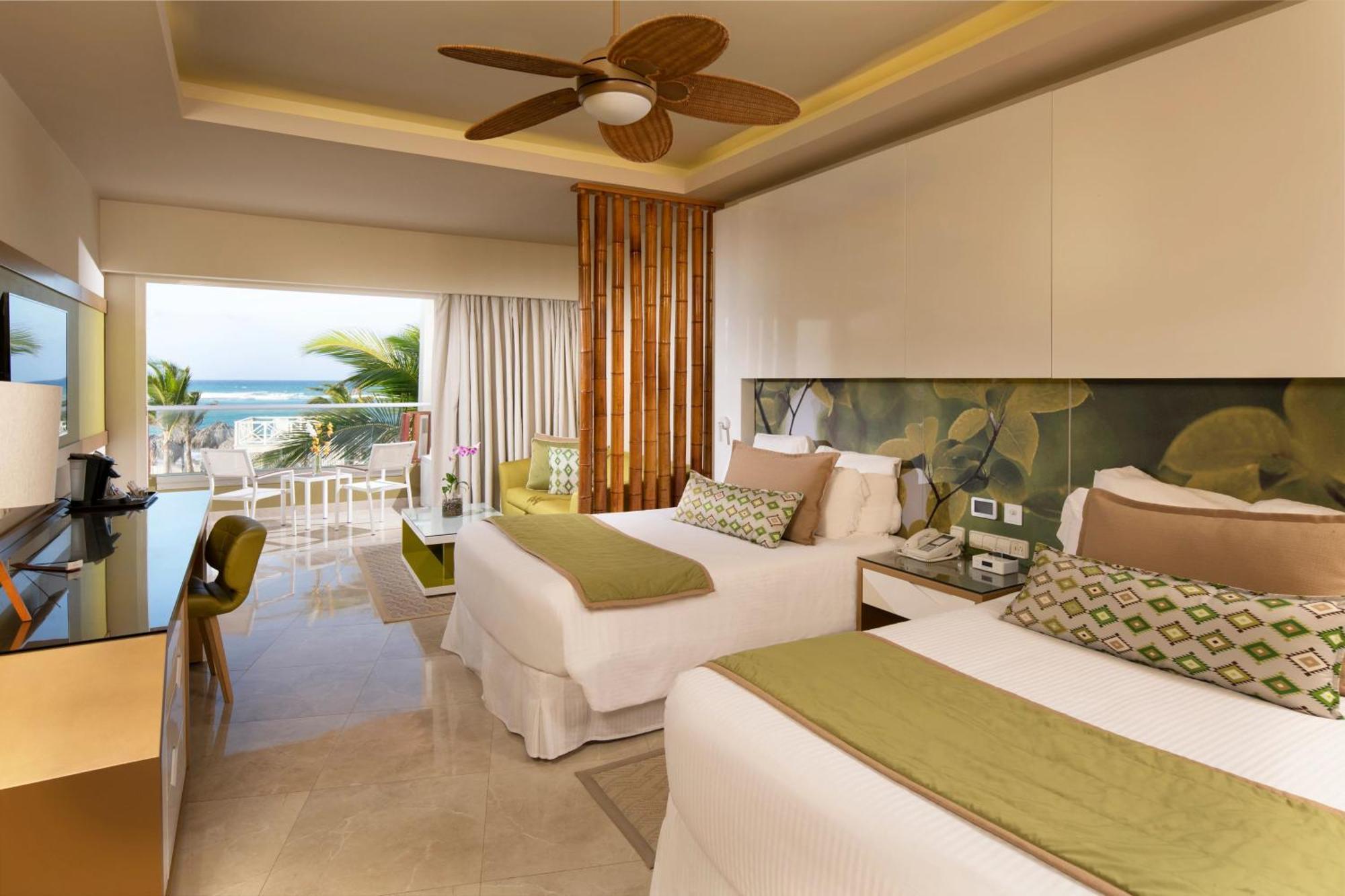 Suite Junior Club Preferred Doble con vistas al mar
